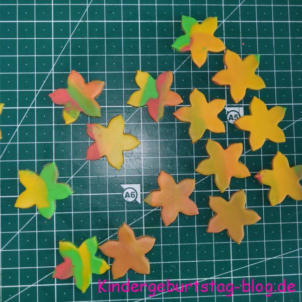 Herbstblätter aus Fondant