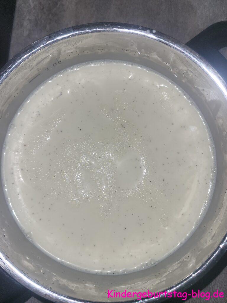 Panna Cotta mit Beeren